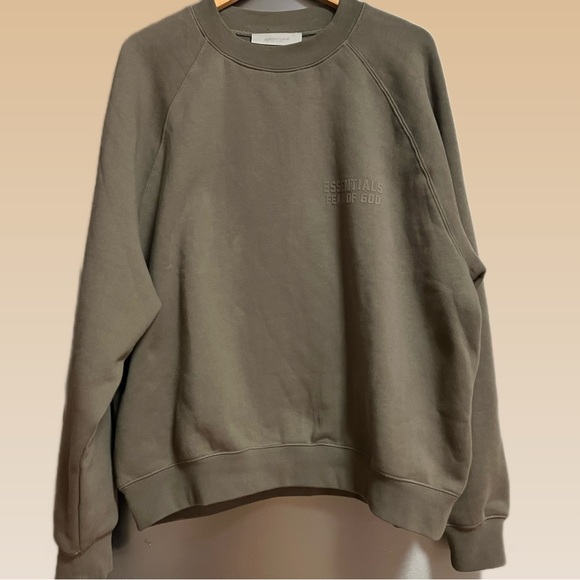 NWOT Essentials Fear of God Crewneck Sweater Green - Picture 2 of 16